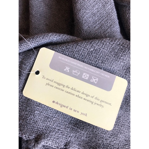 NWT Life is Beautiful Fringe Shrug Wrap - Picture 7 of 7